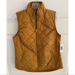 Old Navy petite quilted vest in marigold (NWT)